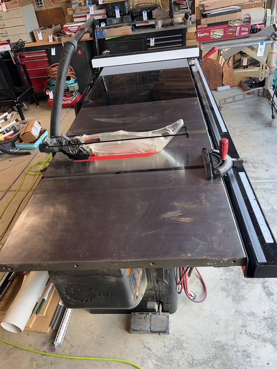 SawStop 10 inch Pro cabinet saw
